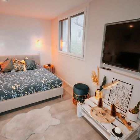 O2M Gresy Sur Aix Apartment Mognard Bagian luar foto