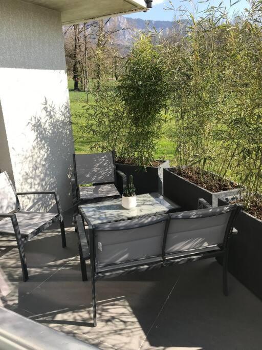 O2M Gresy Sur Aix Apartment Mognard Bagian luar foto